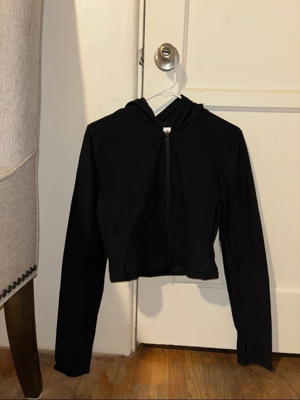 Alo Yoga Black Cropped Zip-Up Hoodie L NWT